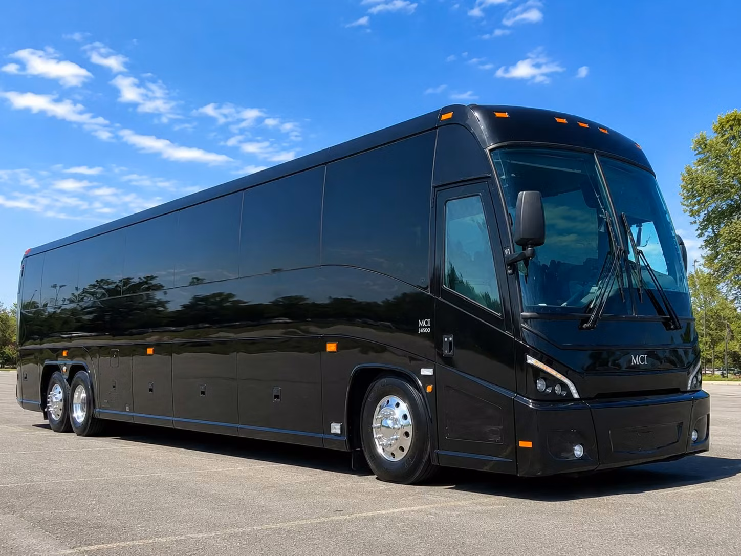 airport transfer shuttles to and from beaumont municipal airport and houston airports