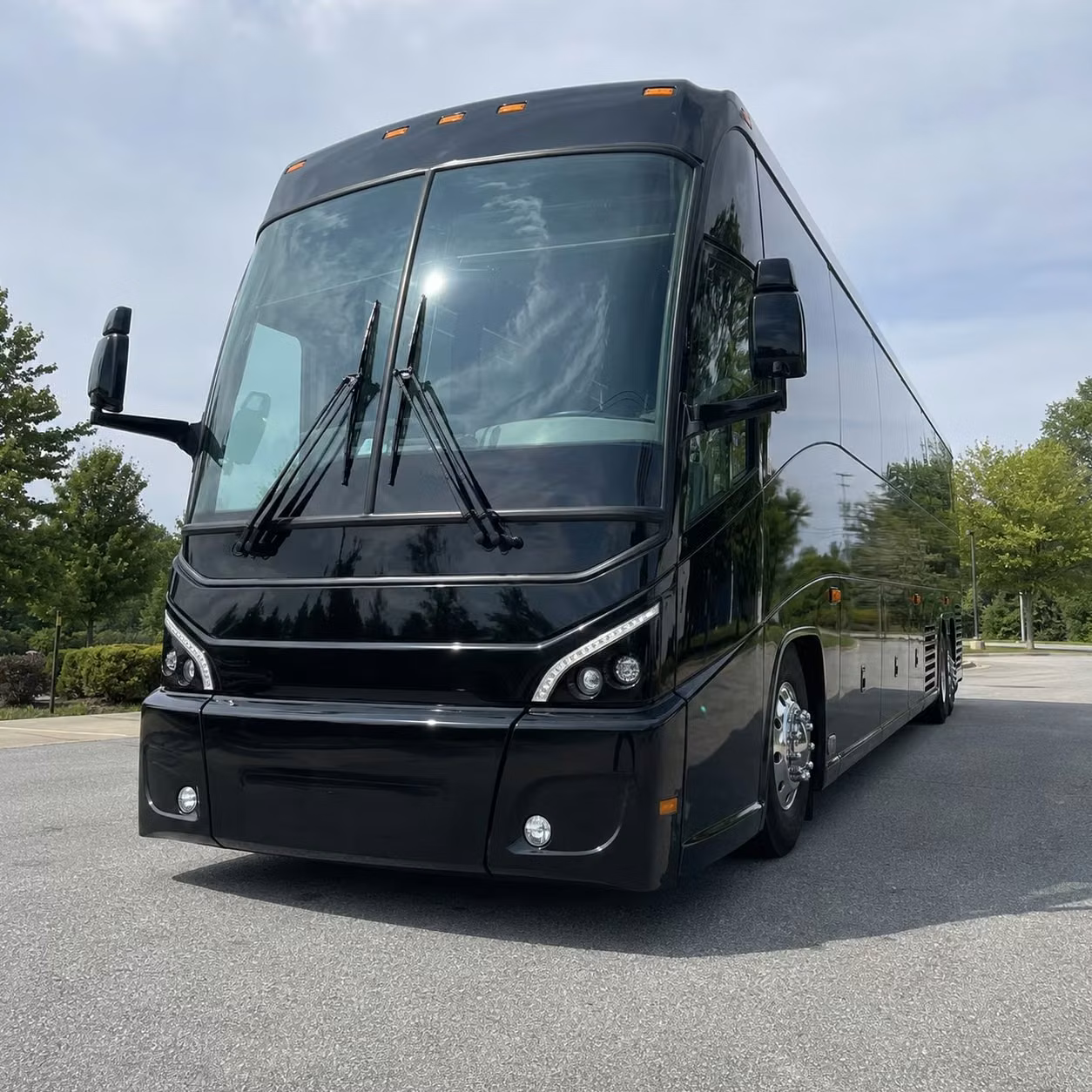 beaumont petrochemical and refinery employee shuttle transportation